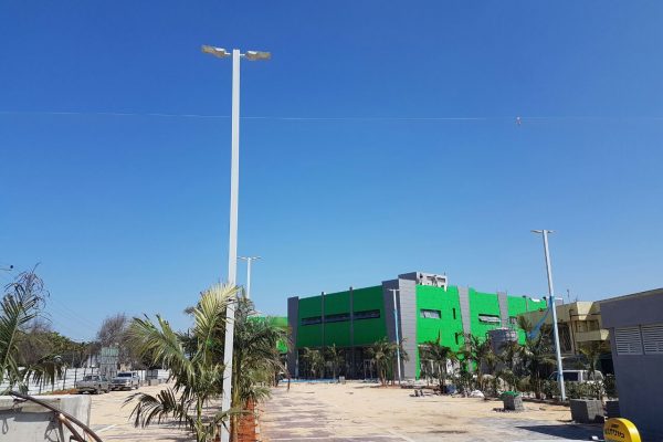 מרכז מסחרי אטיאס / בית מגדל 2017
